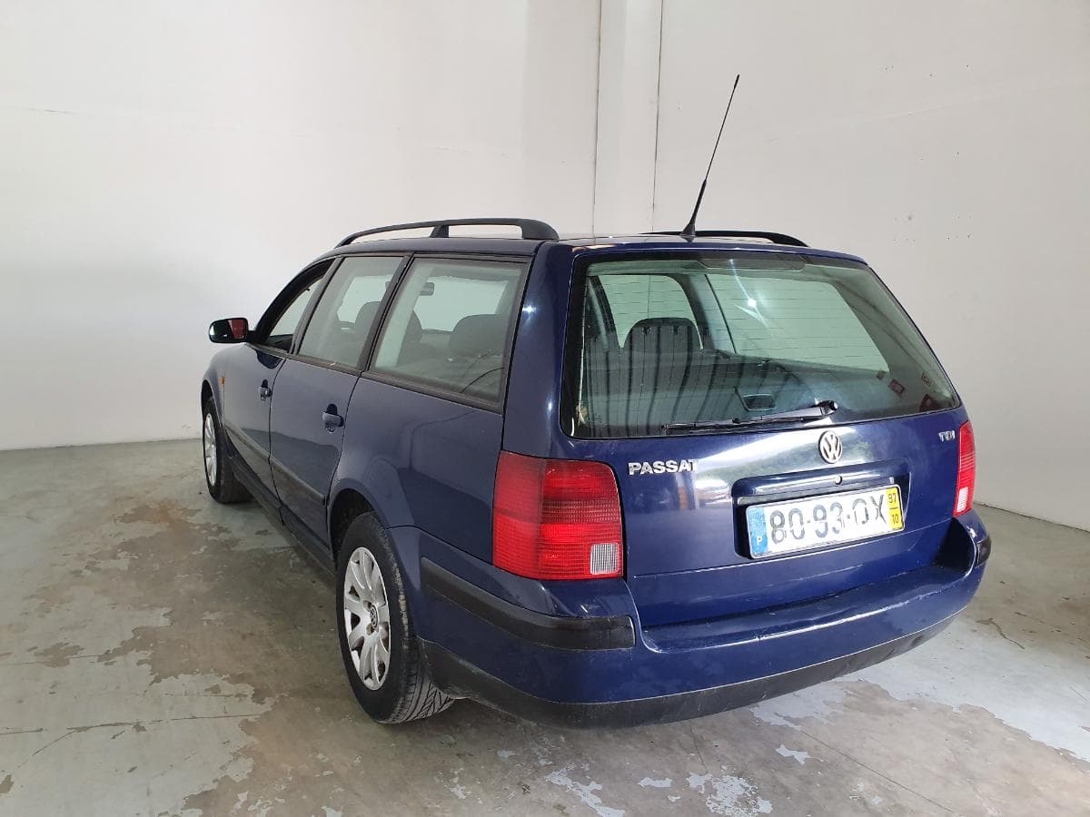 Volkswagen Passat 1.9 TDI · Ano 1997 — image 6