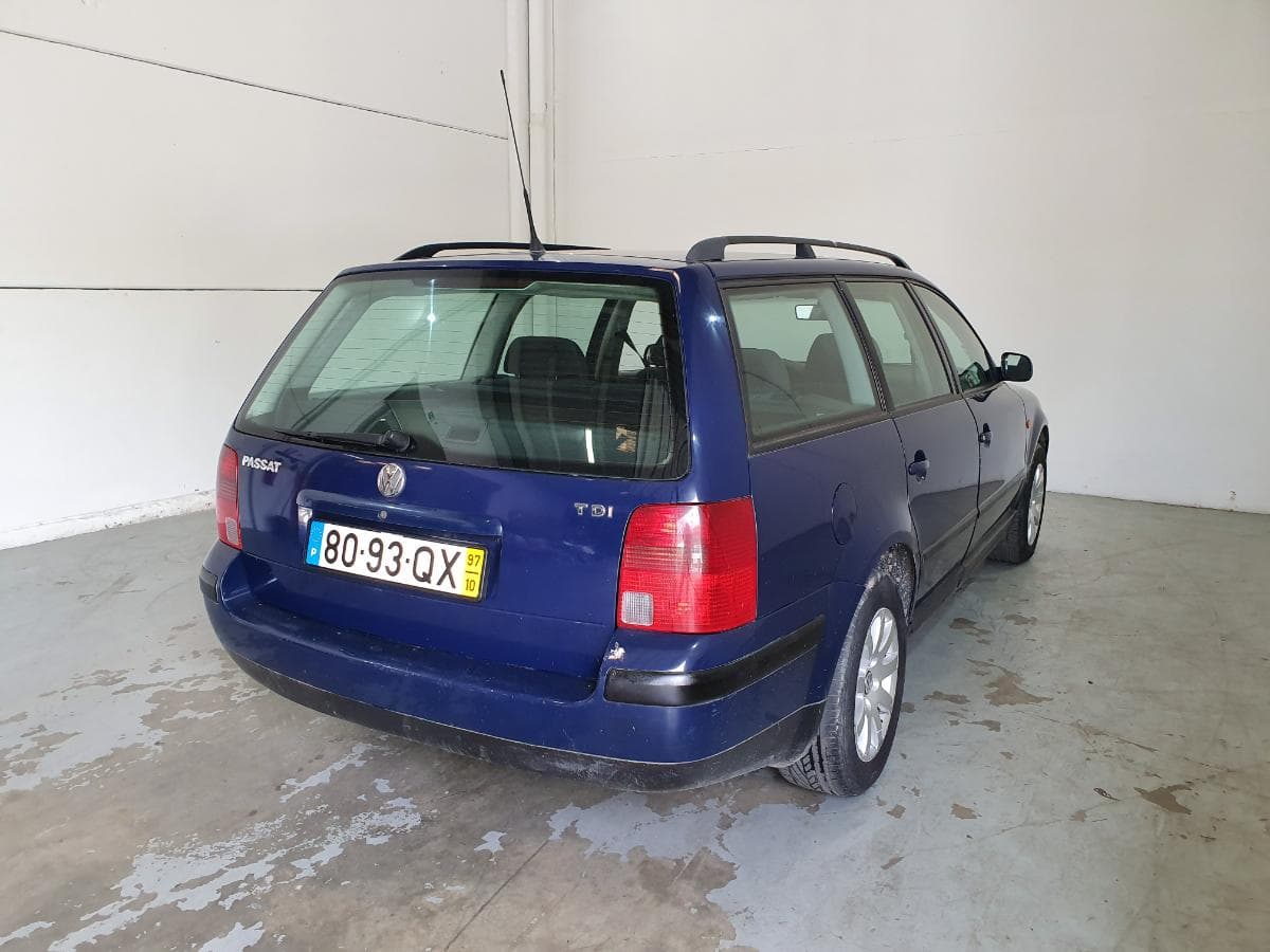 Volkswagen Passat 1.9 TDI · Ano 1997 — image 8