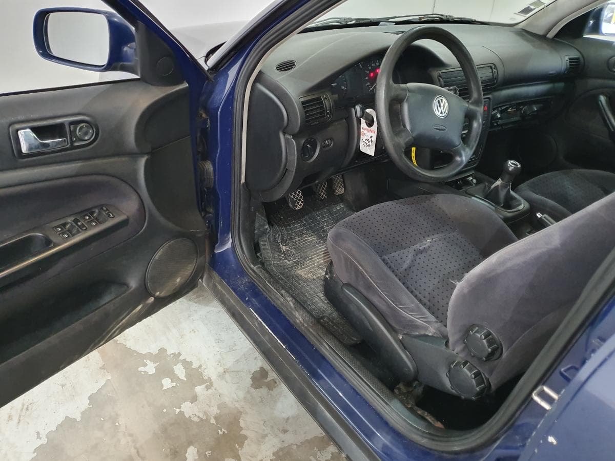 Volkswagen Passat 1.9 TDI · Ano 1997 — image 19