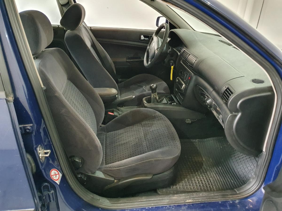 Volkswagen Passat 1.9 TDI · Ano 1997 — image 34