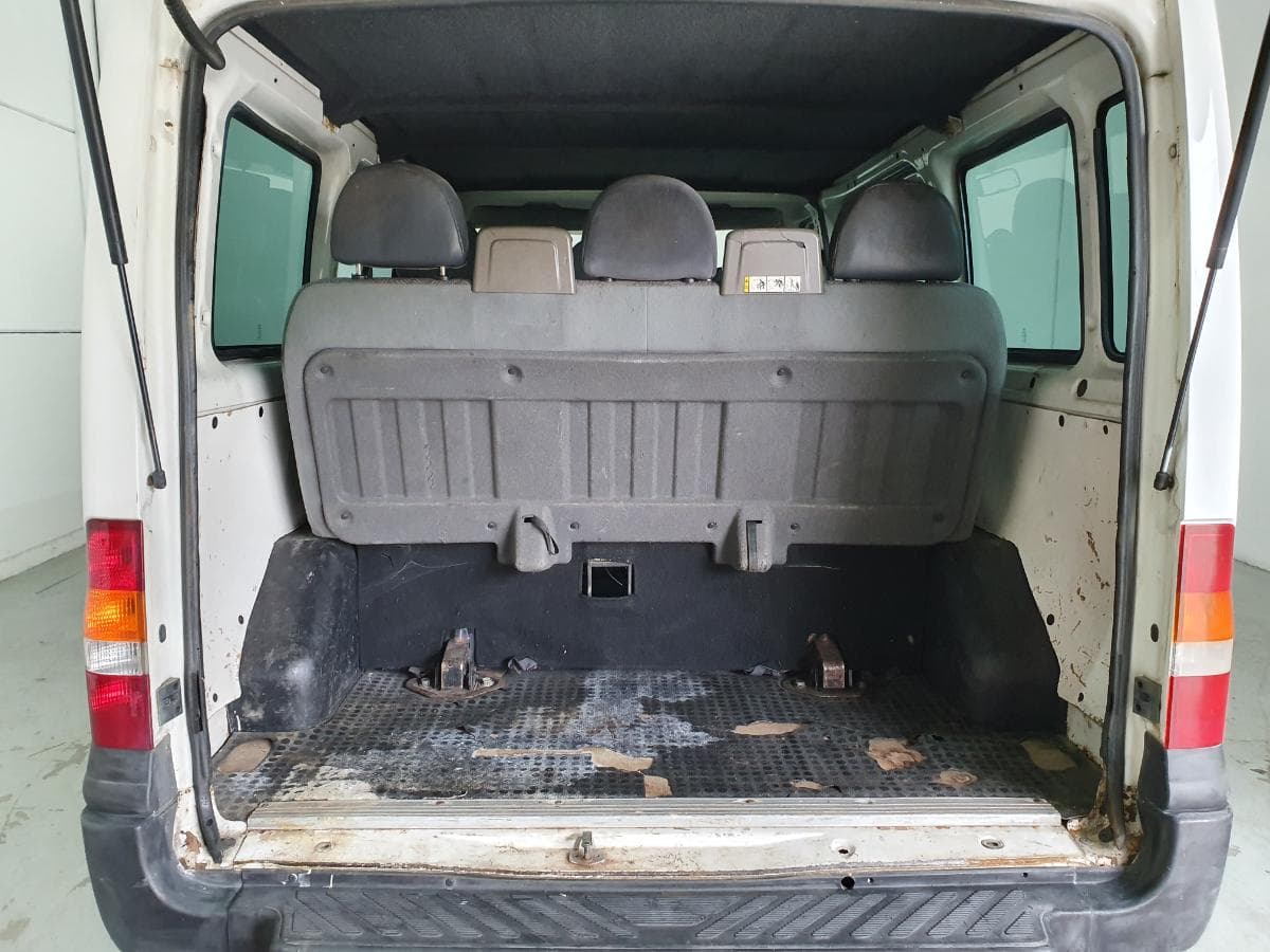 Ford Transit 2.0 DI · Ano 2002 — imagen 11