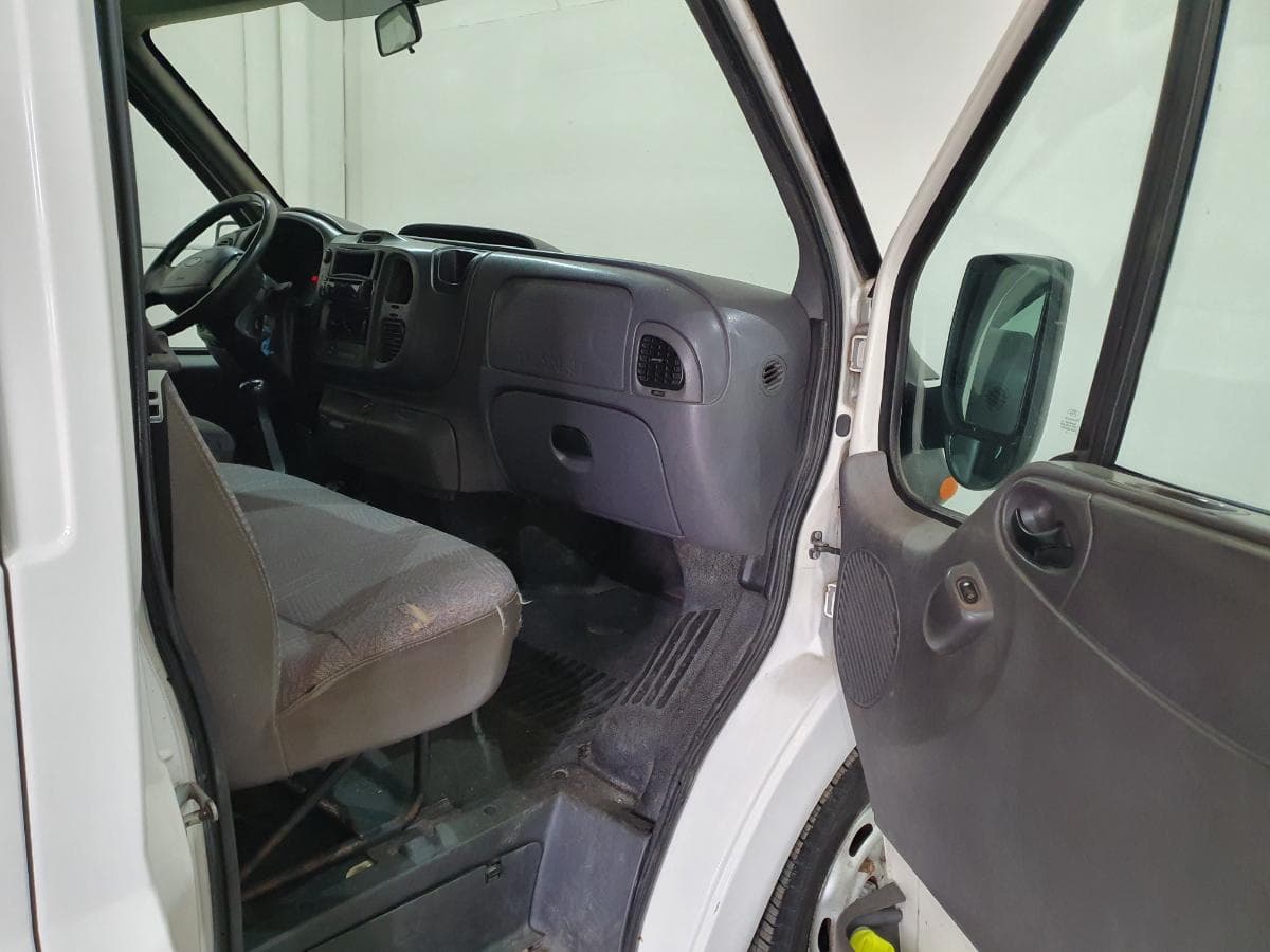 Ford Transit 2.0 DI · Ano 2002 — imagen 21