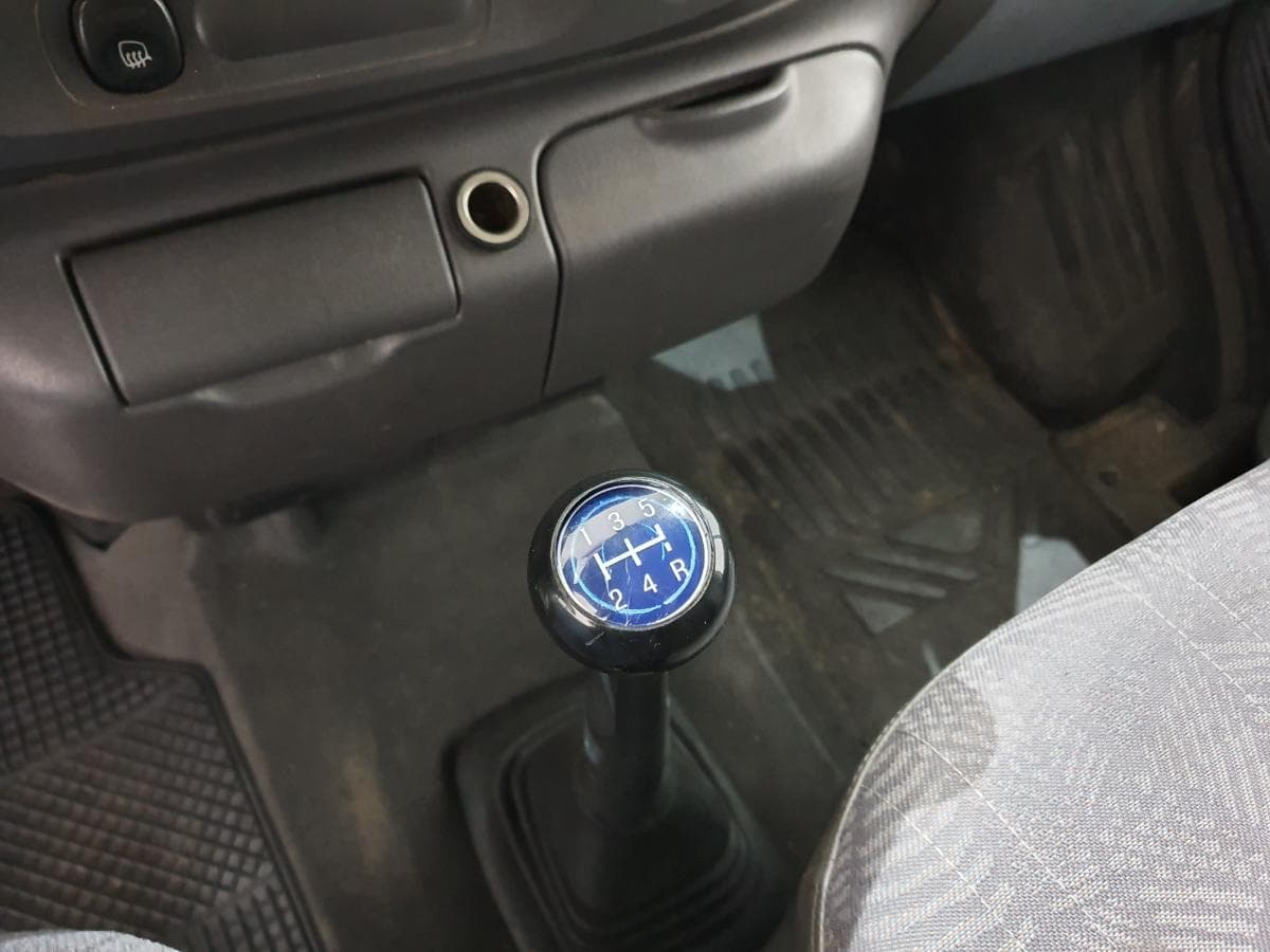 Ford Transit 2.0 DI · Ano 2002 — imagen 30
