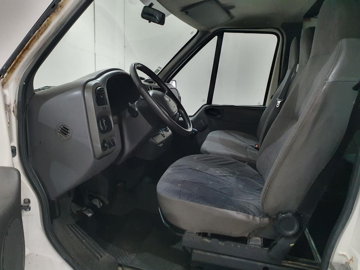 Ford Transit 2.0 DI · Ano 2002 — imagen 32