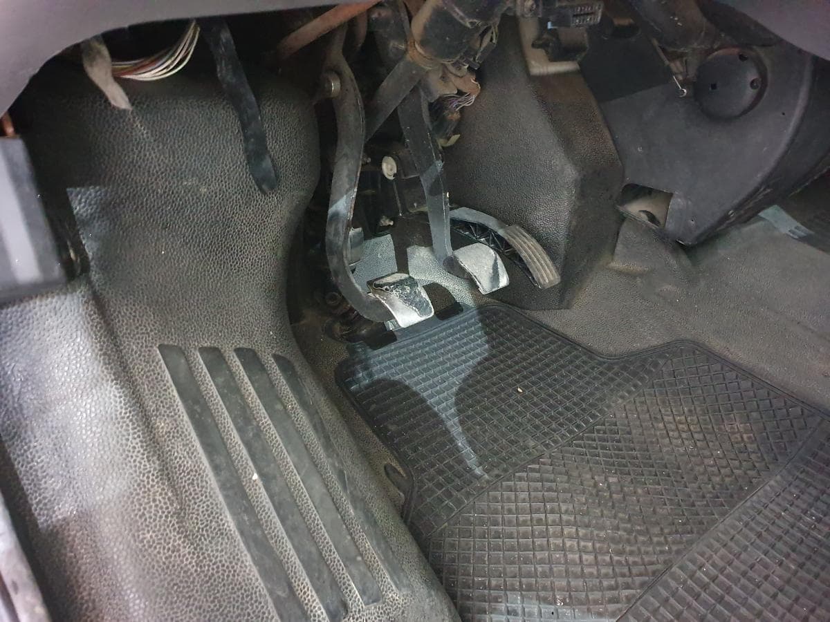 Ford Transit 2.0 DI · Ano 2002 — imagen 35