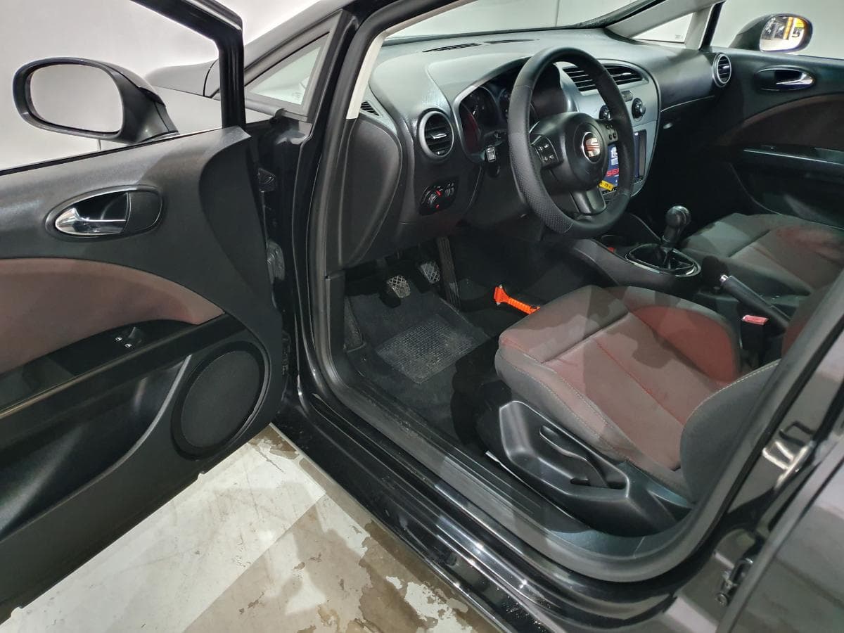 Seat Leon 1.9 TDI · Ano 2007 — imagen 16