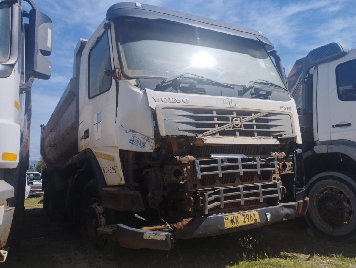 Tipper Truck 26t (6X4) Volvo FM9