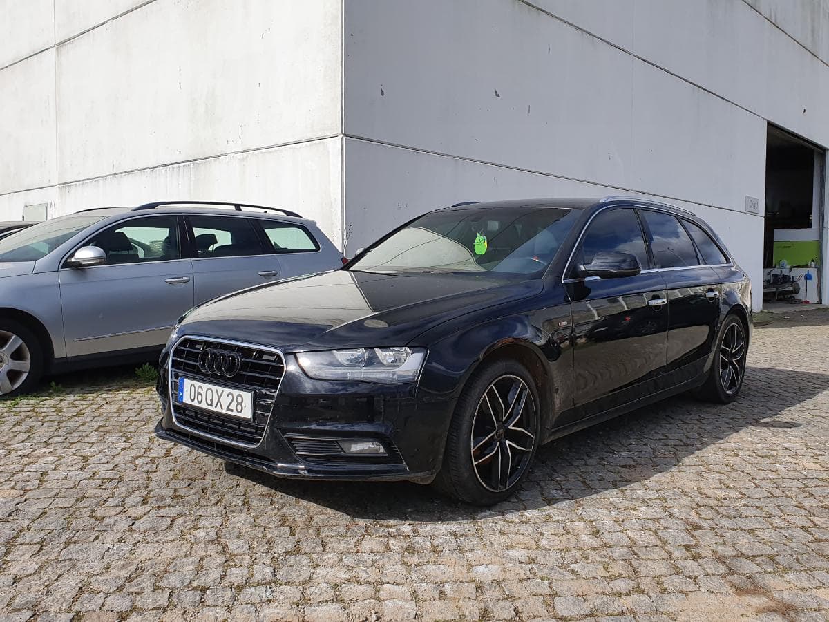 Audi A4 2.0 TDI · Ano 2012 — image 2