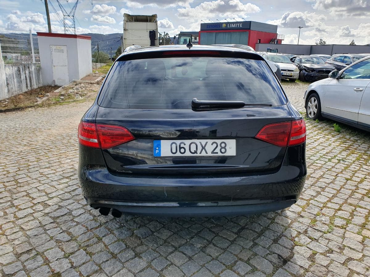 Audi A4 2.0 TDI · Ano 2012 — image 8