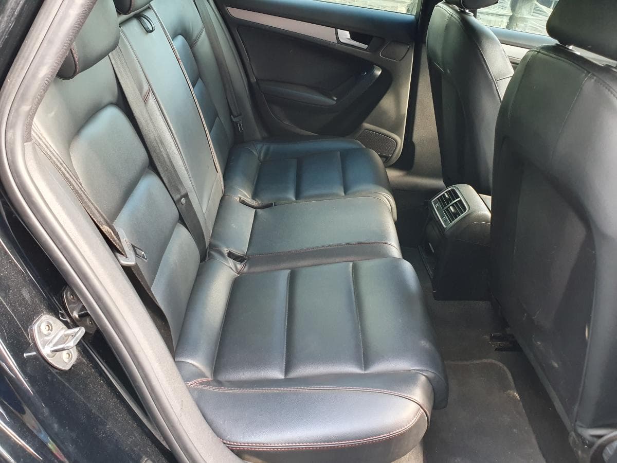 Audi A4 2.0 TDI · Ano 2012 — image 30