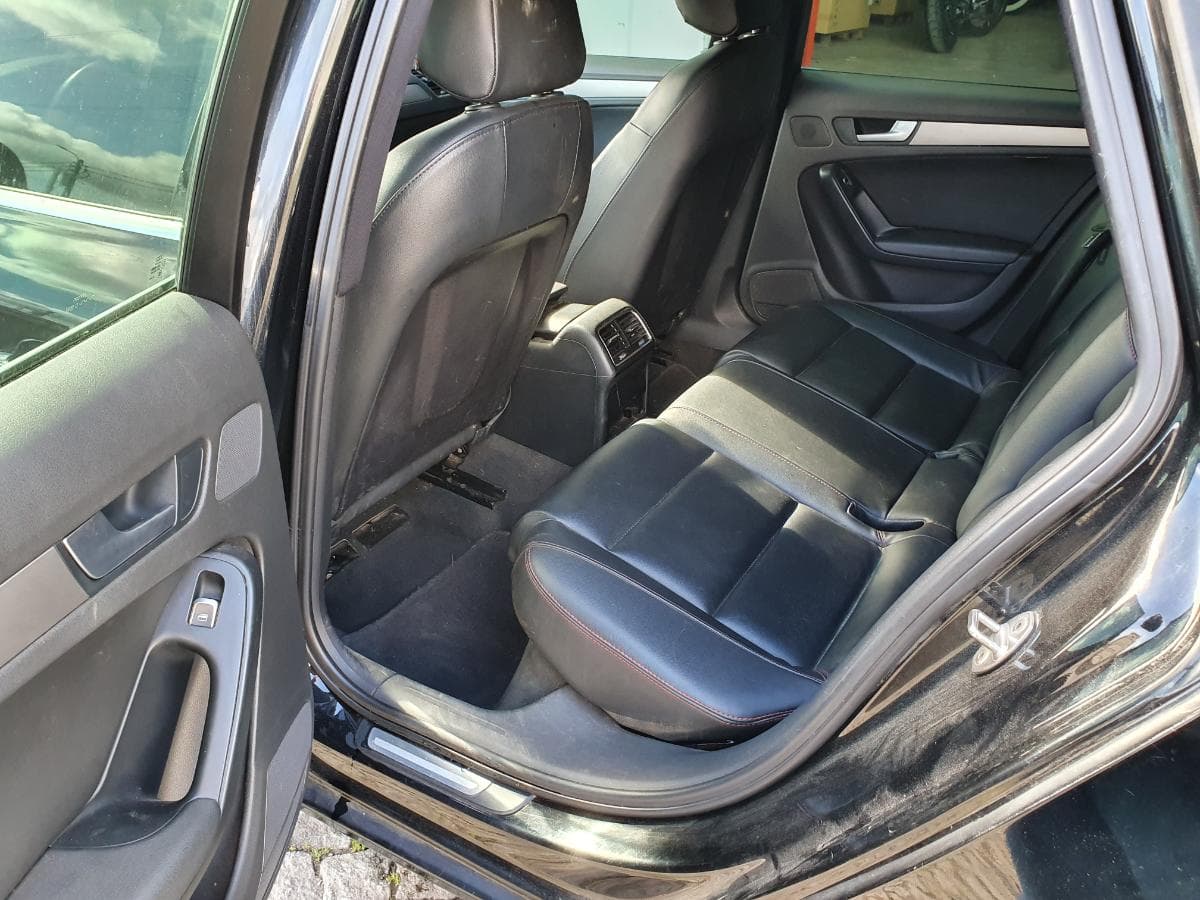 Audi A4 2.0 TDI · Ano 2012 — image 31