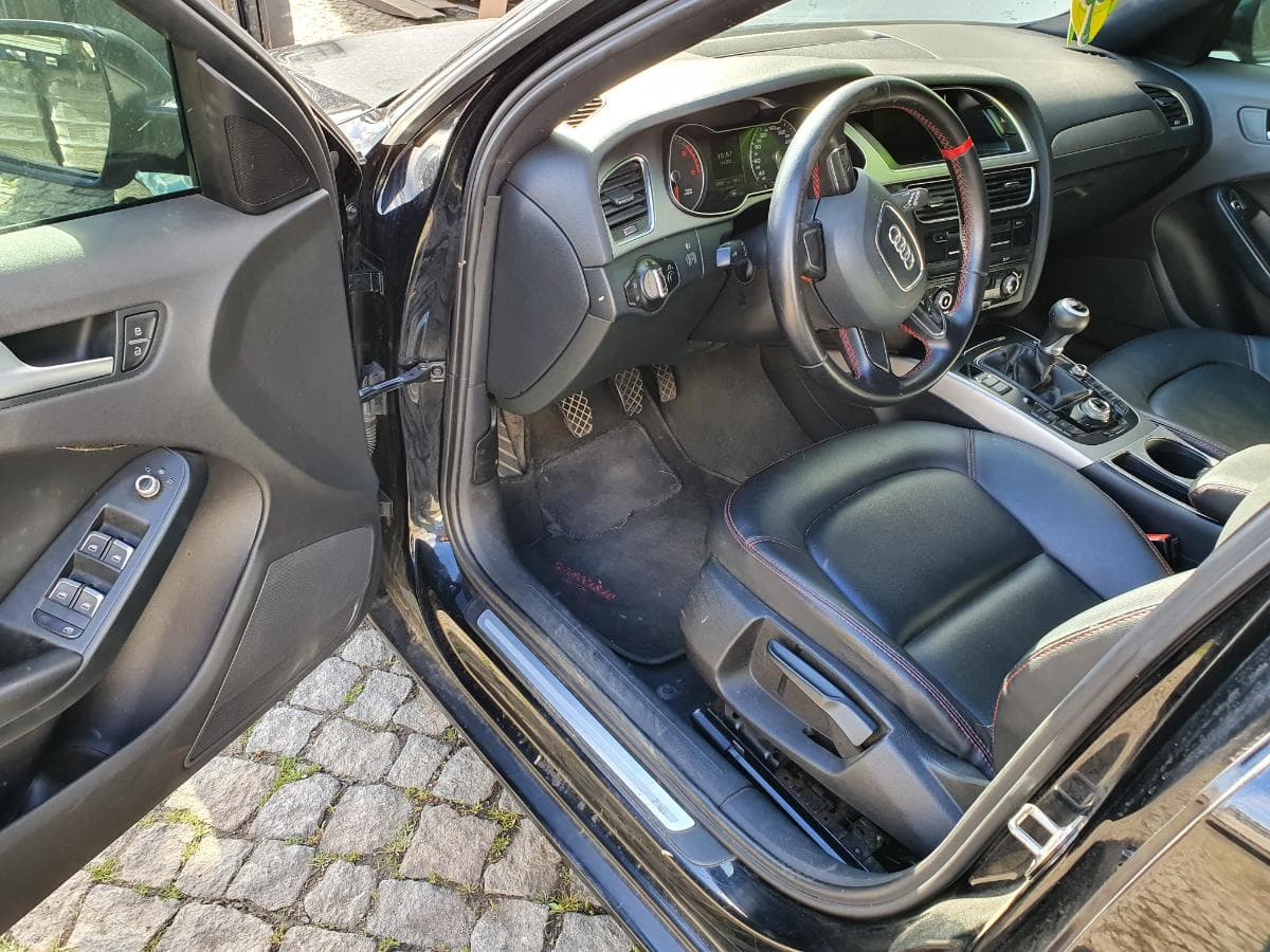Audi A4 2.0 TDI · Ano 2012 — image 25
