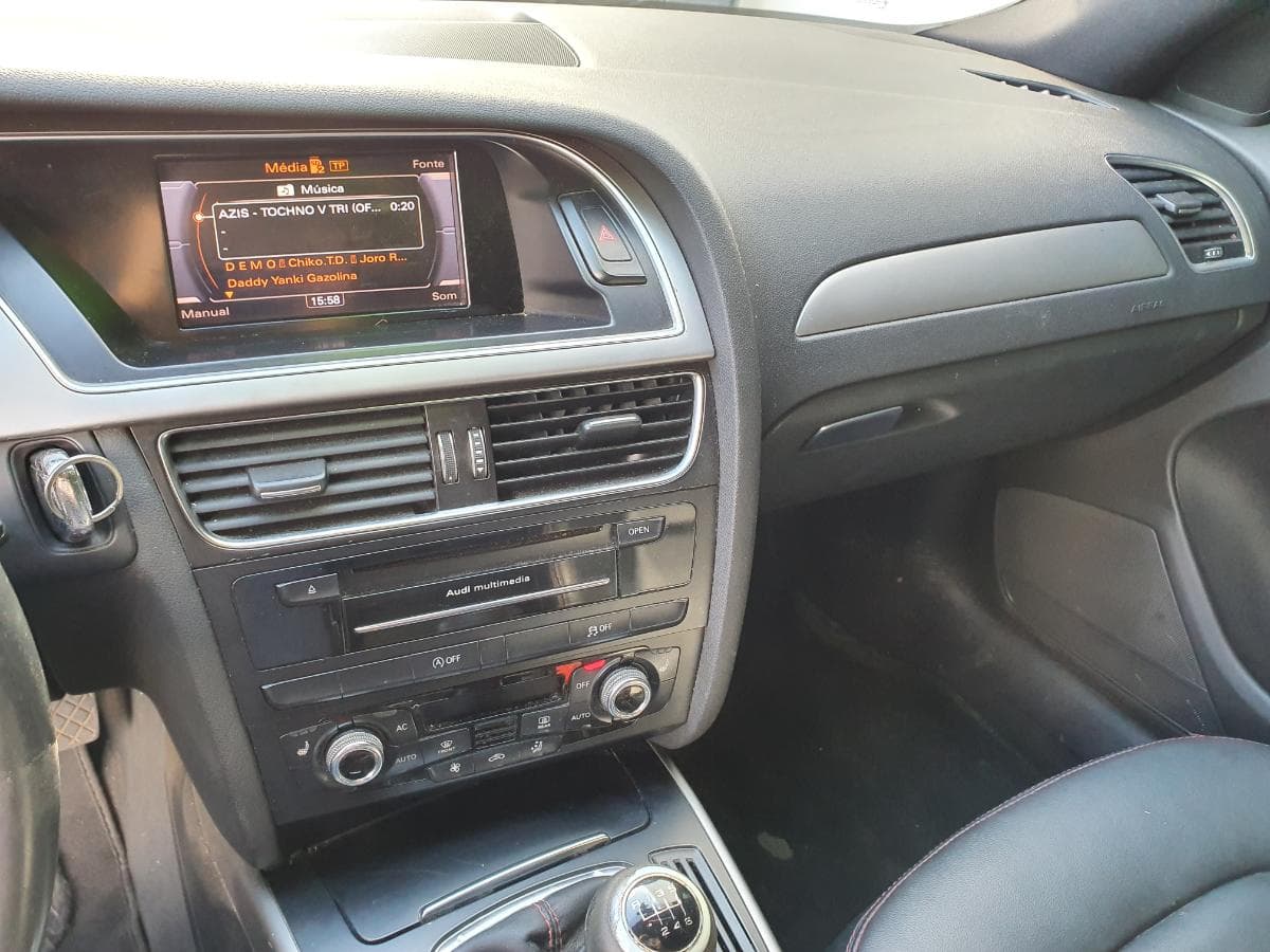 Audi A4 2.0 TDI · Ano 2012 — image 39