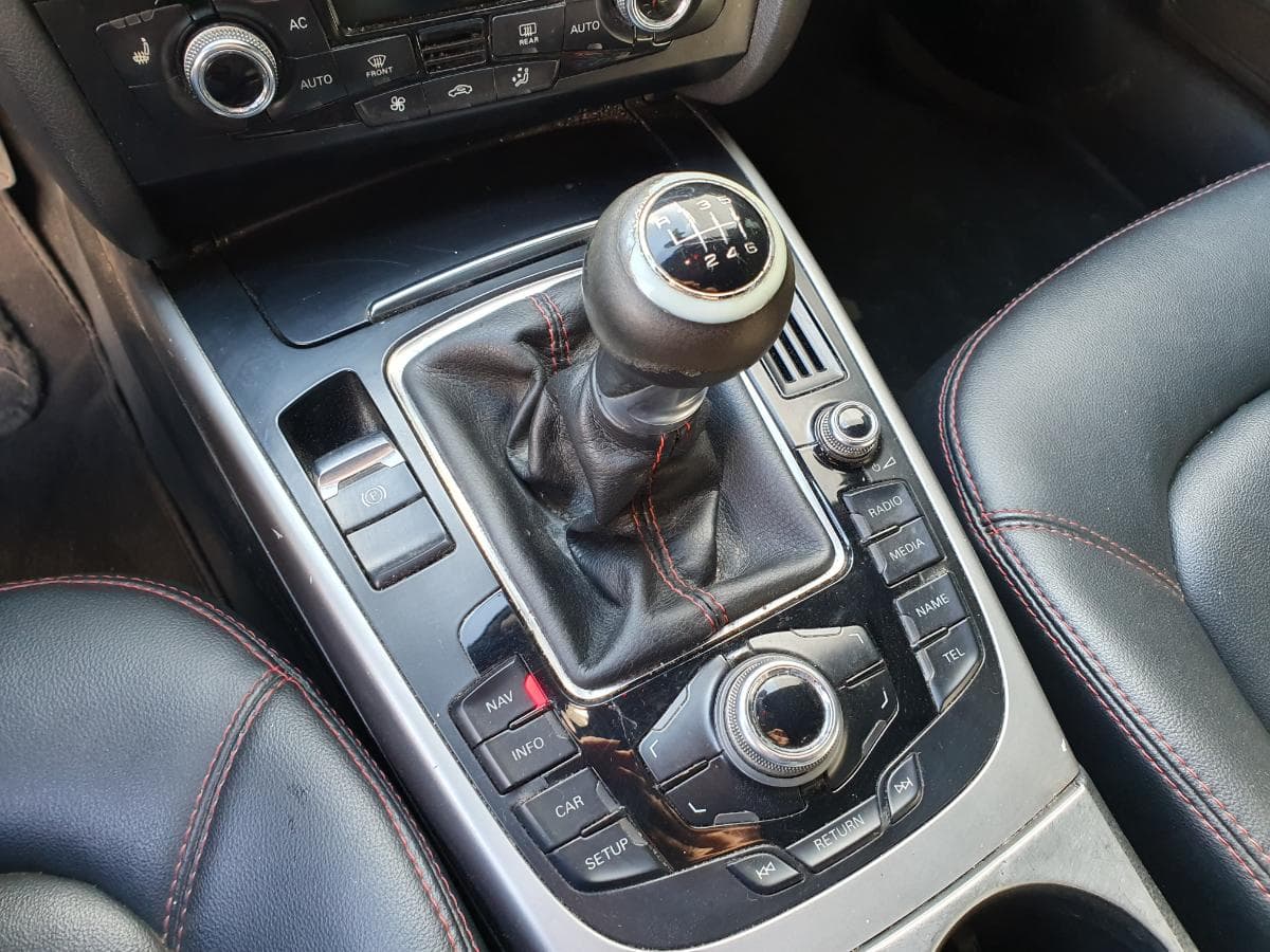 Audi A4 2.0 TDI · Ano 2012 — image 41