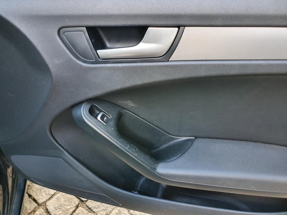 Audi A4 2.0 TDI · Ano 2012 — image 42