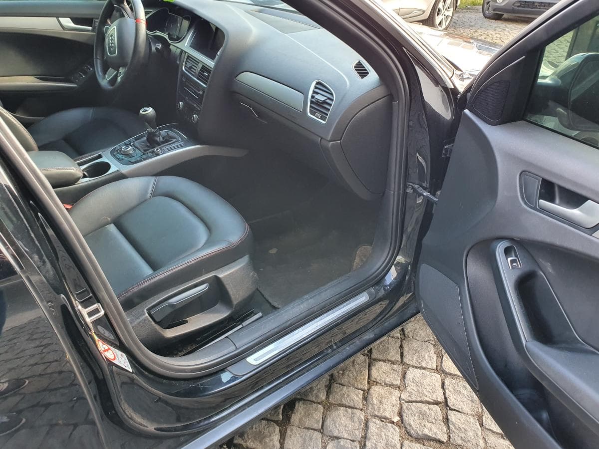 Audi A4 2.0 TDI · Ano 2012 — image 43