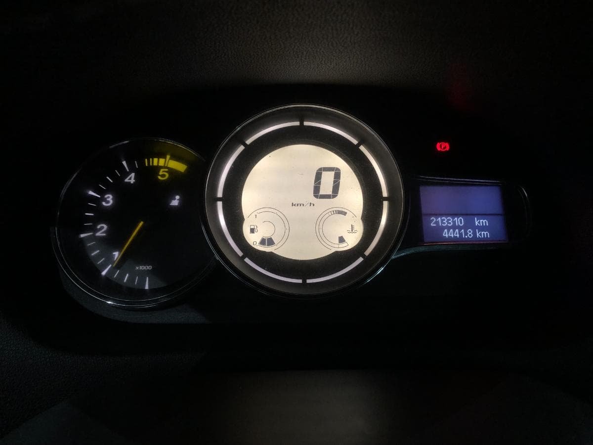 Renault Mégane 1.5 DCI· Ano 2015 — imagen 32
