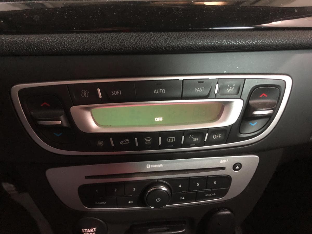 Renault Mégane 1.5 DCI· Ano 2015 — imagen 35