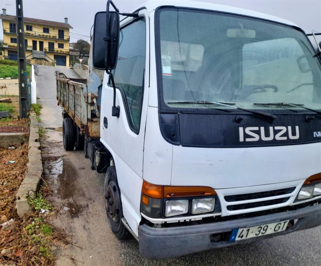 Isuzu Nkr 3.1 Tribasculante — imagen 2