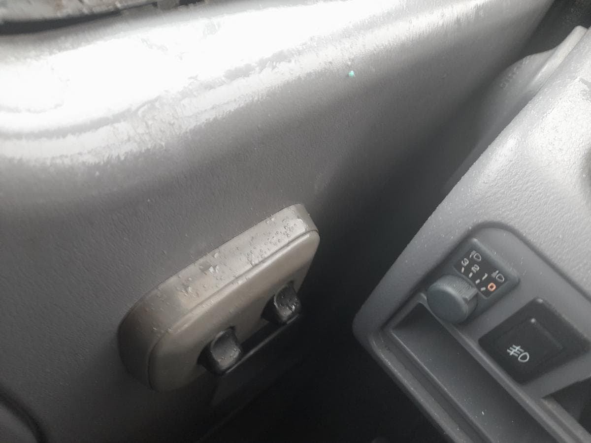 Pronto Socorro Nissan Cabstar — image 9