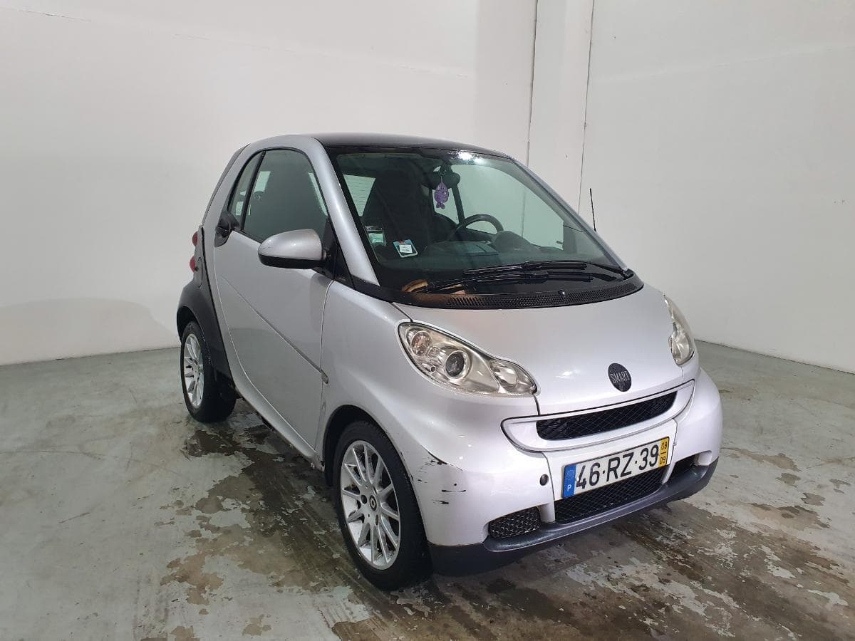 Smart Fortwo Coupé 0.8CDI · Ano 2008 — image 1