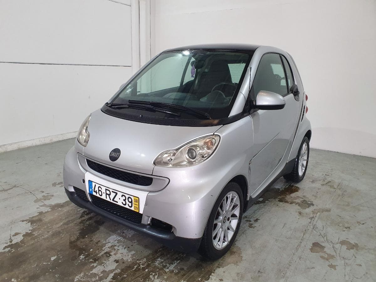 Smart Fortwo Coupé 0.8CDI · Ano 2008 — image 2