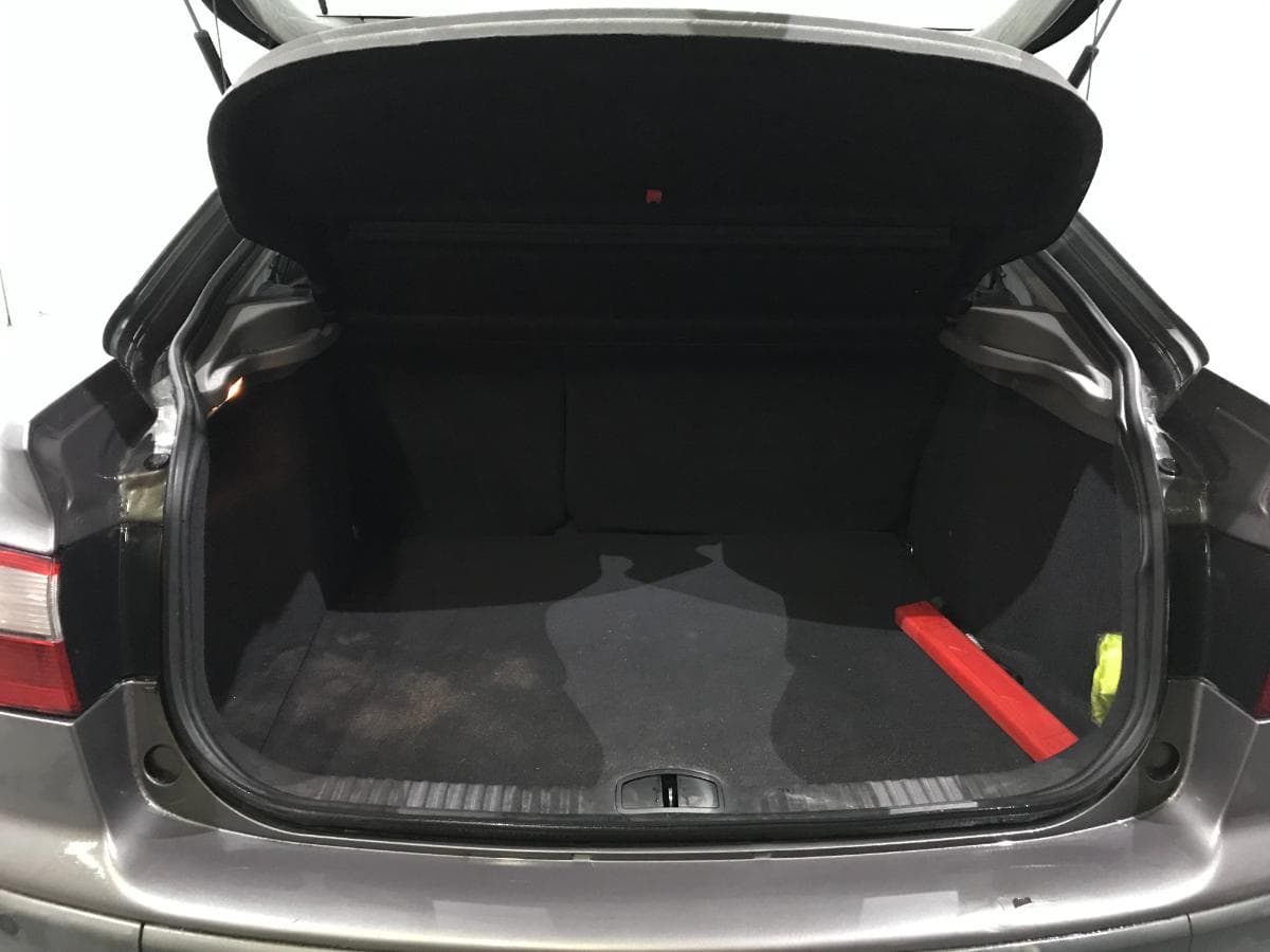 Renault Laguna 1.9 DCI · Año 2004 — imagen 10