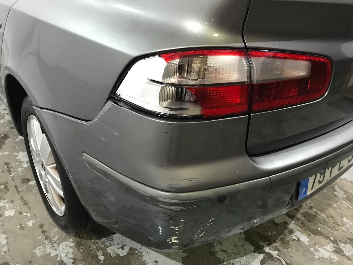 Renault Laguna 1.9 DCI · Año 2004 — imagen 16