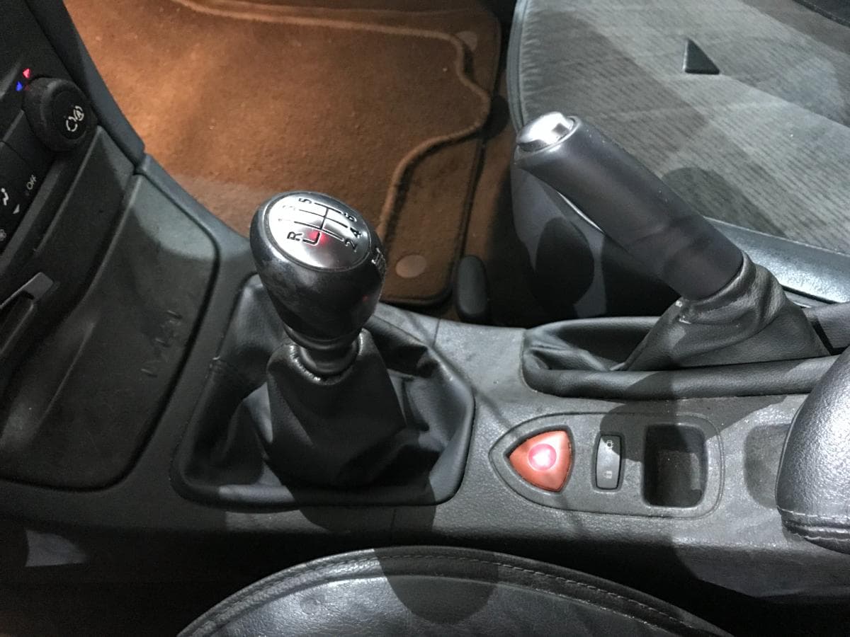 Renault Laguna 1.9 DCI · Año 2004 — imagen 49