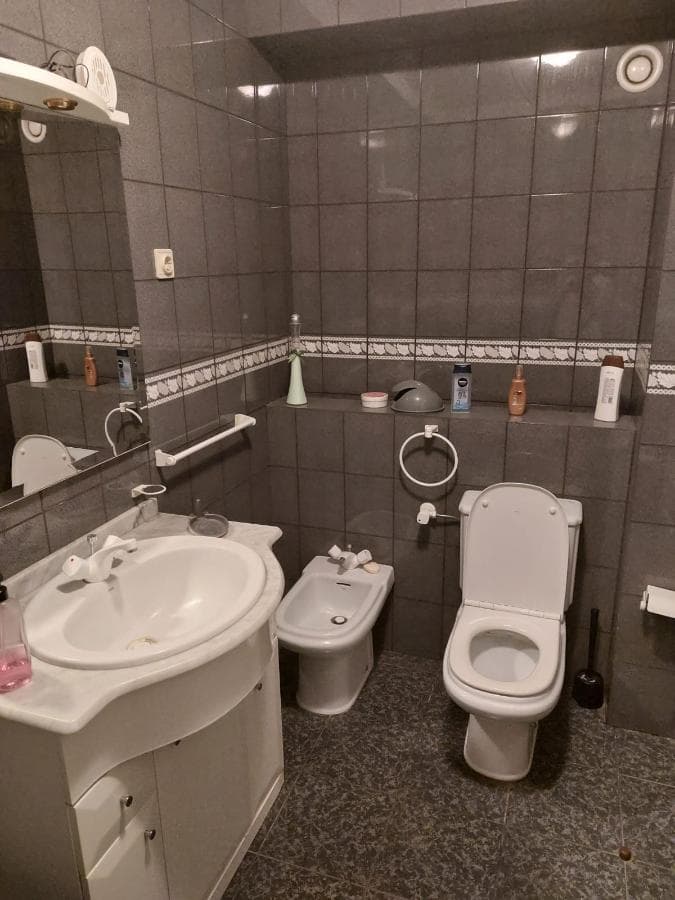 LEILÃO SUSPENSO · Apartamento T4  + Garagem · Vila das Aves — imagen 19