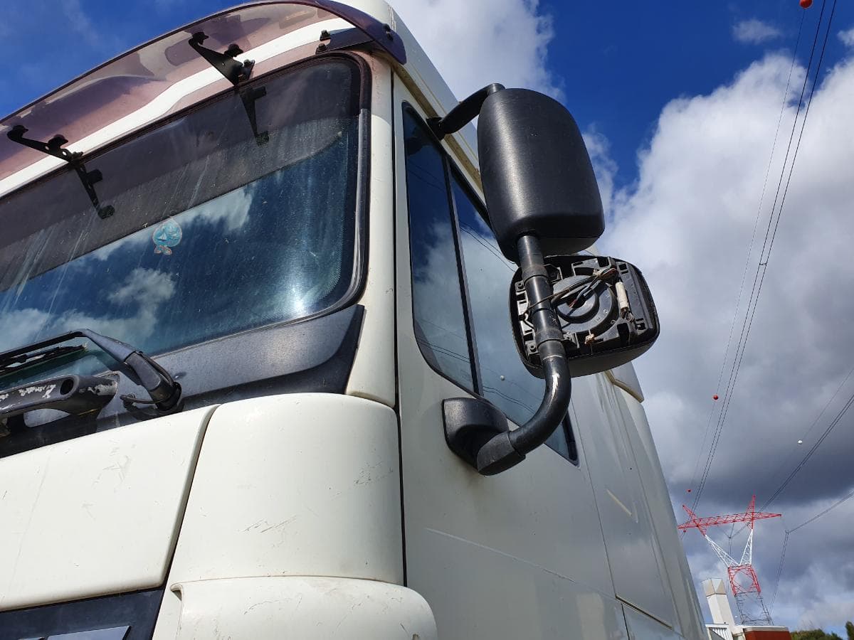 DAF XF 105.410 · Ano 2010 — imagem 9
