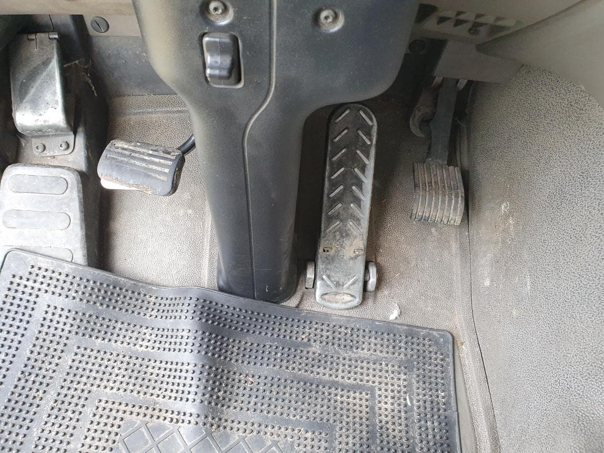 DAF XF 105.410 · Ano 2010 — imagem 25