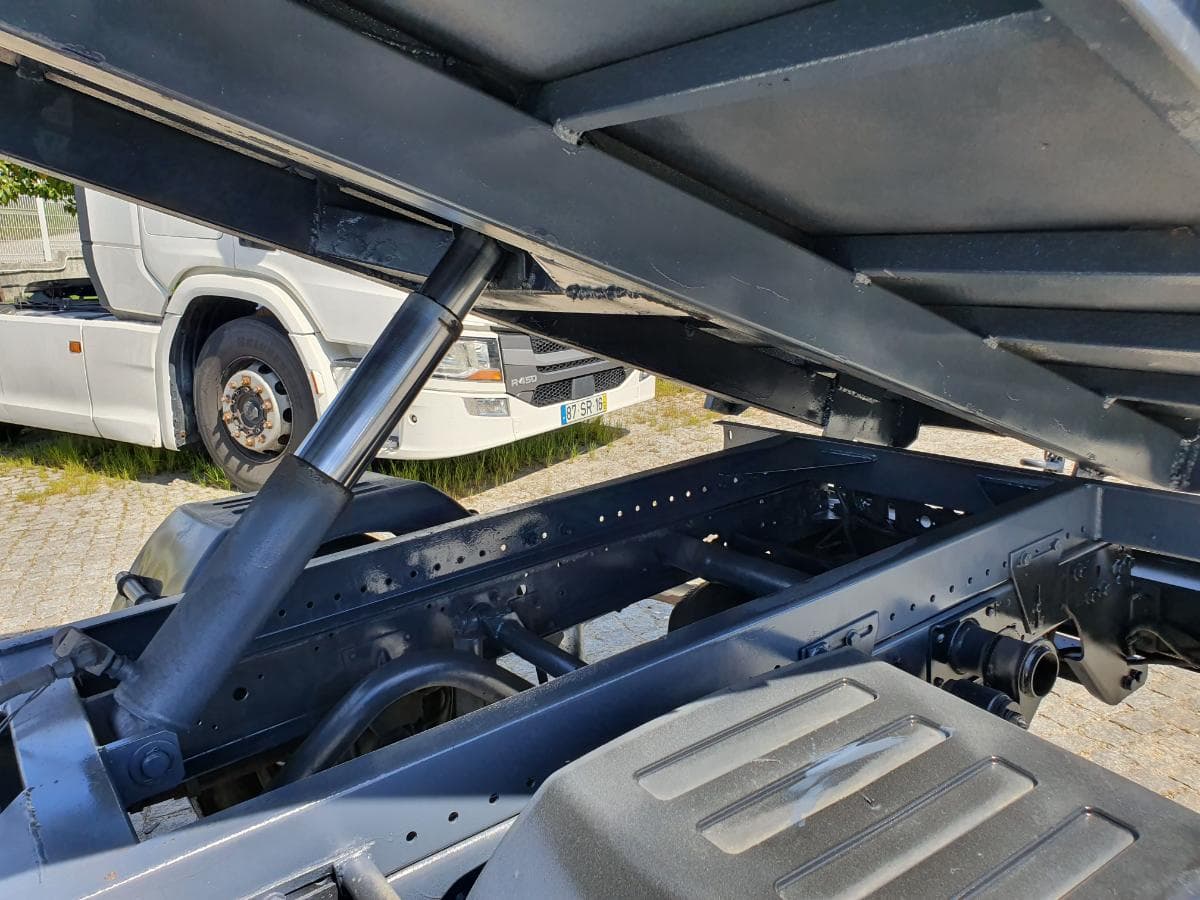 Mitsubishi Canter · Ano 2008 — imagen 15