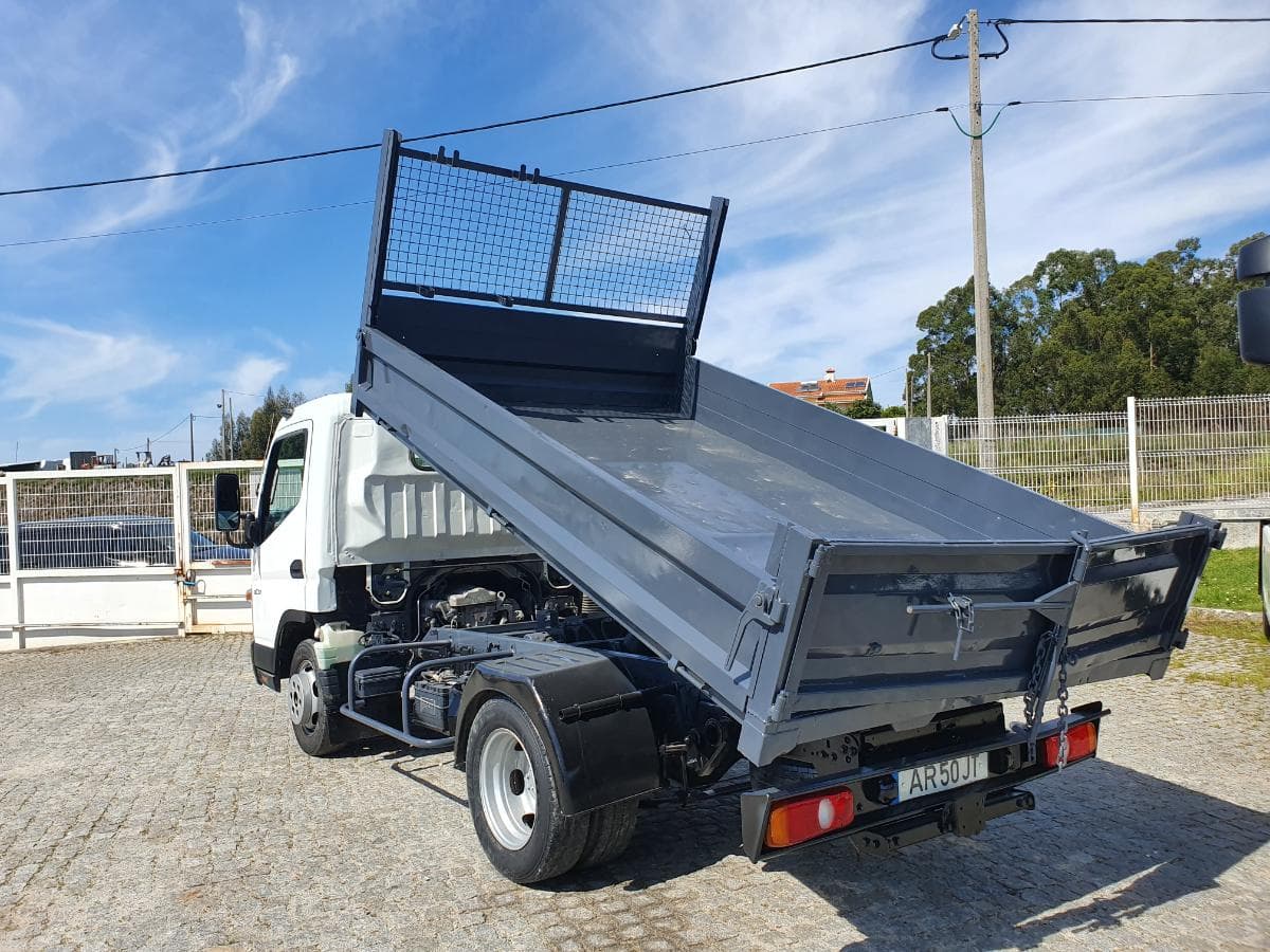 Mitsubishi Canter · Ano 2008 — imagen 14