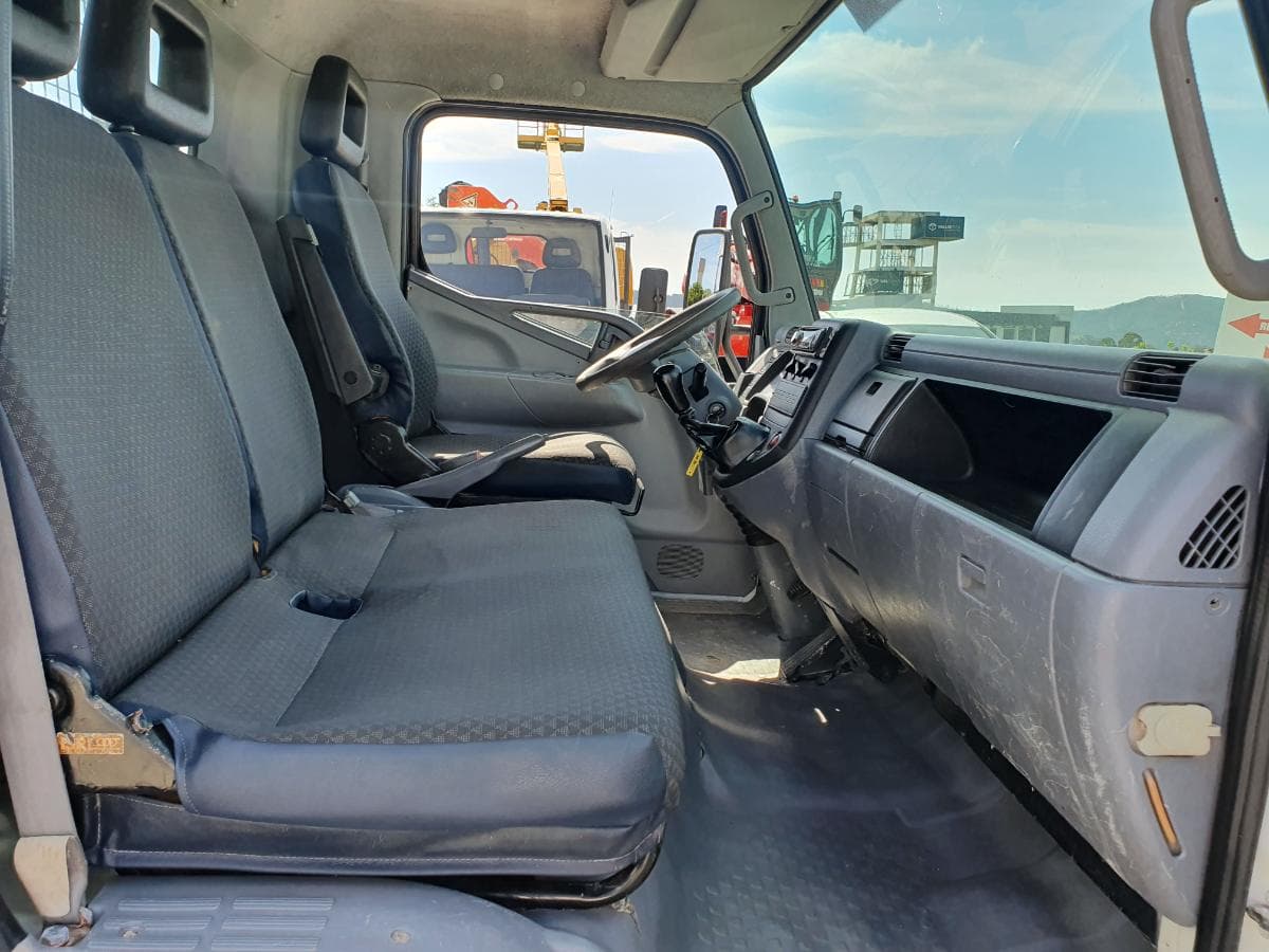 Mitsubishi Canter · Ano 2008 — imagen 27