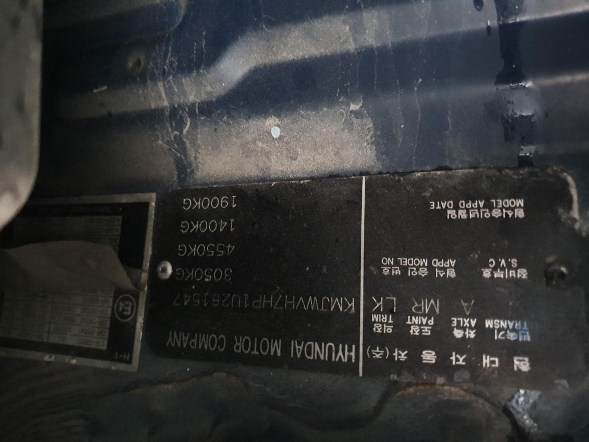 Hyundai H1 2.5 TD · Ano 2000 — imagen 5