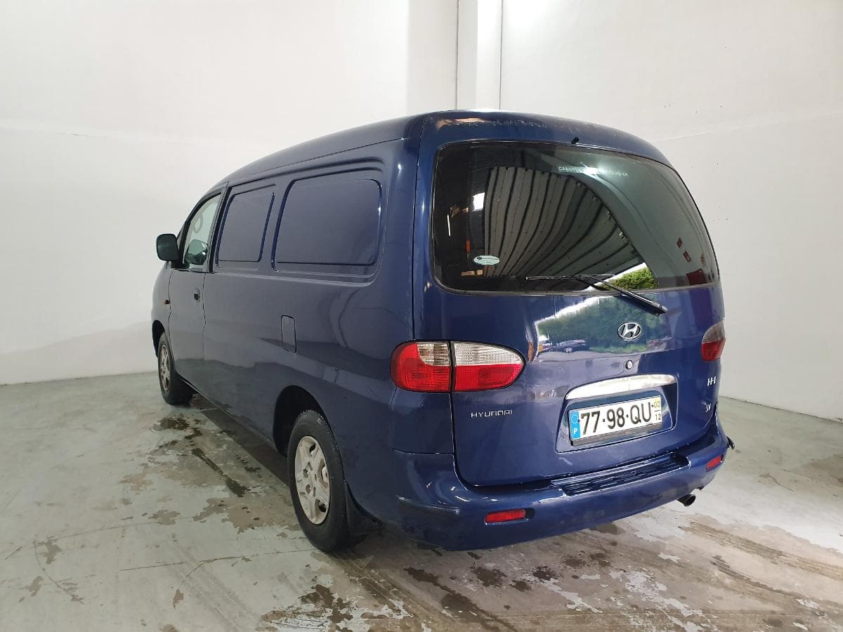 Hyundai H1 2.5 TD · Ano 2000 — imagen 6