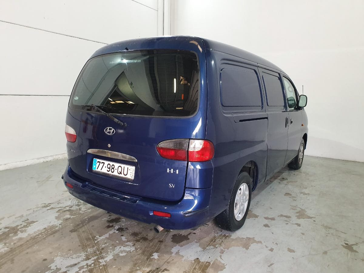 Hyundai H1 2.5 TD · Ano 2000 — imagen 7