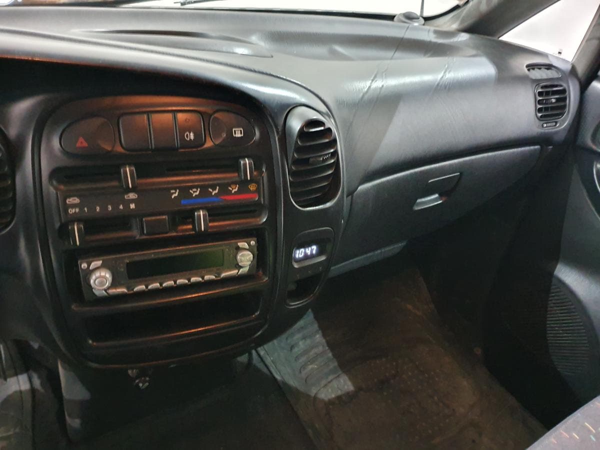 Hyundai H1 2.5 TD · Ano 2000 — imagen 20