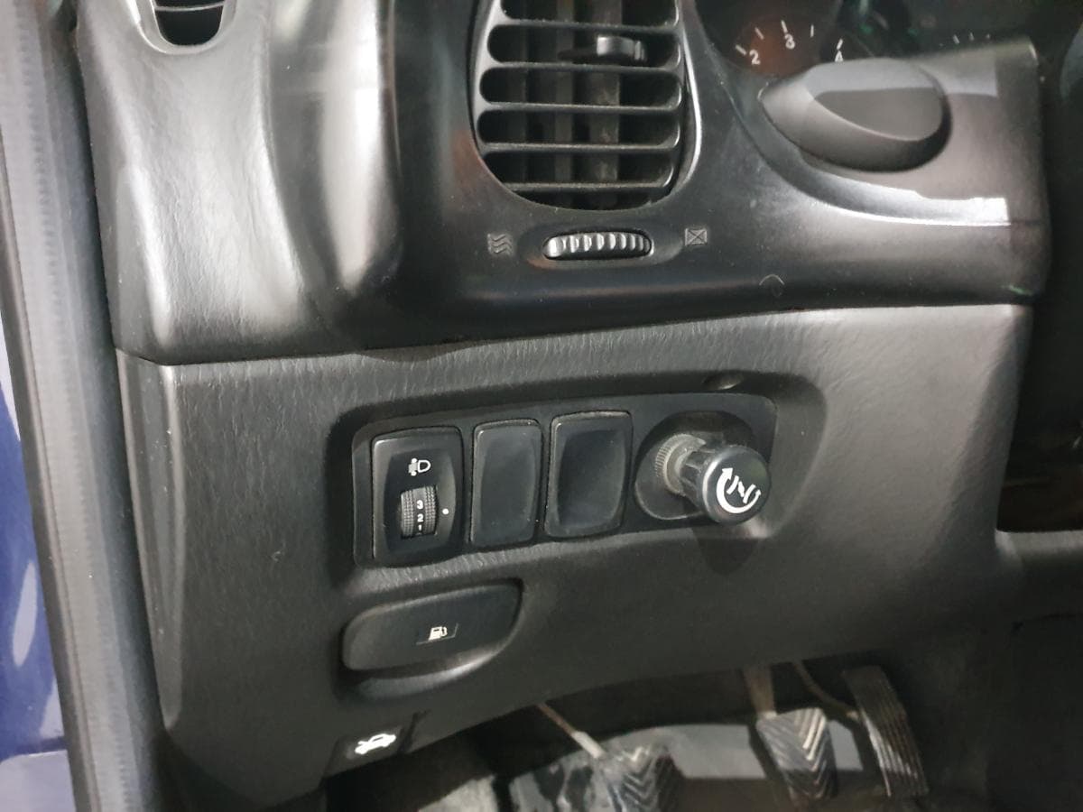 Hyundai H1 2.5 TD · Ano 2000 — imagen 22