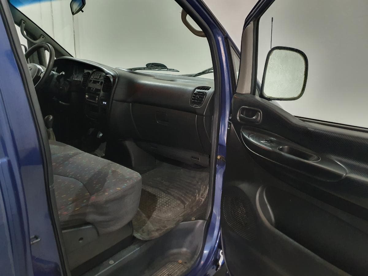 Hyundai H1 2.5 TD · Ano 2000 — imagen 26