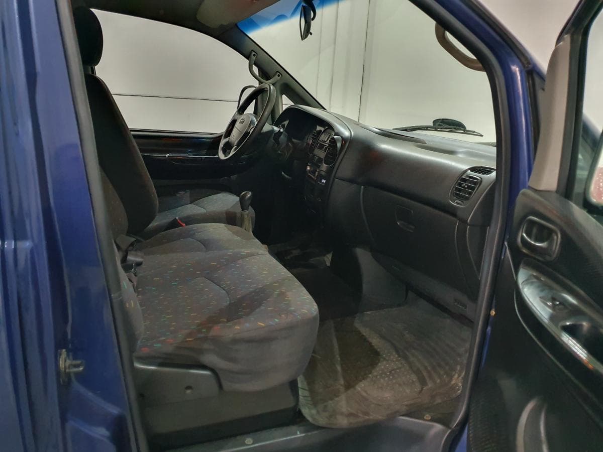 Hyundai H1 2.5 TD · Ano 2000 — imagen 28