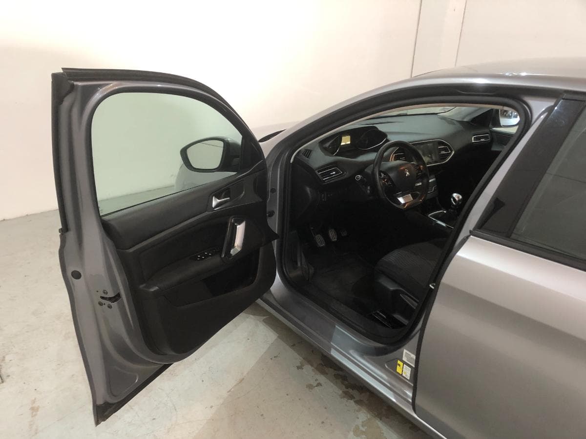 Peugeot 308 · Año 2015 — imagen 15