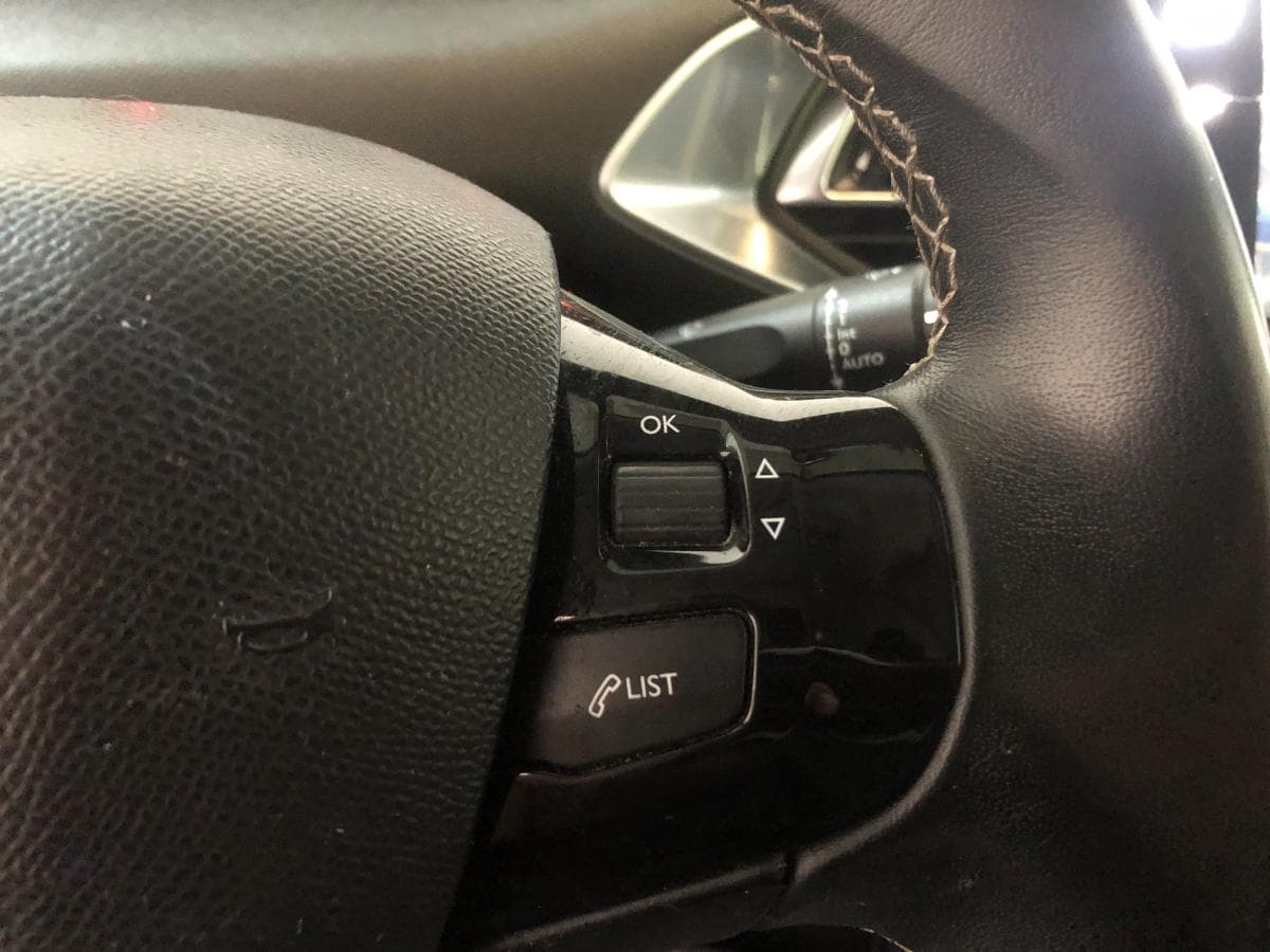 Peugeot 308 · Año 2015 — imagen 23