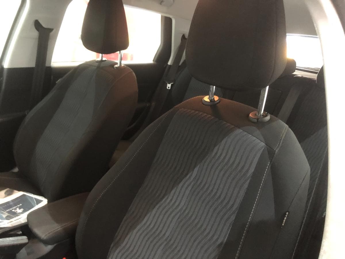 Peugeot 308 · Año 2015 — imagen 28