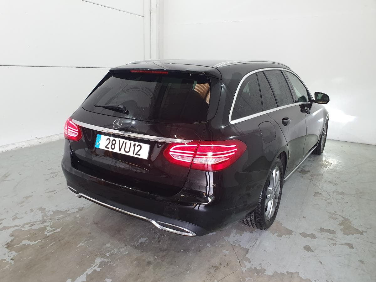 Mercedes-Benz C200 bluetec 1.6D · Ano 2015 — imagen 9