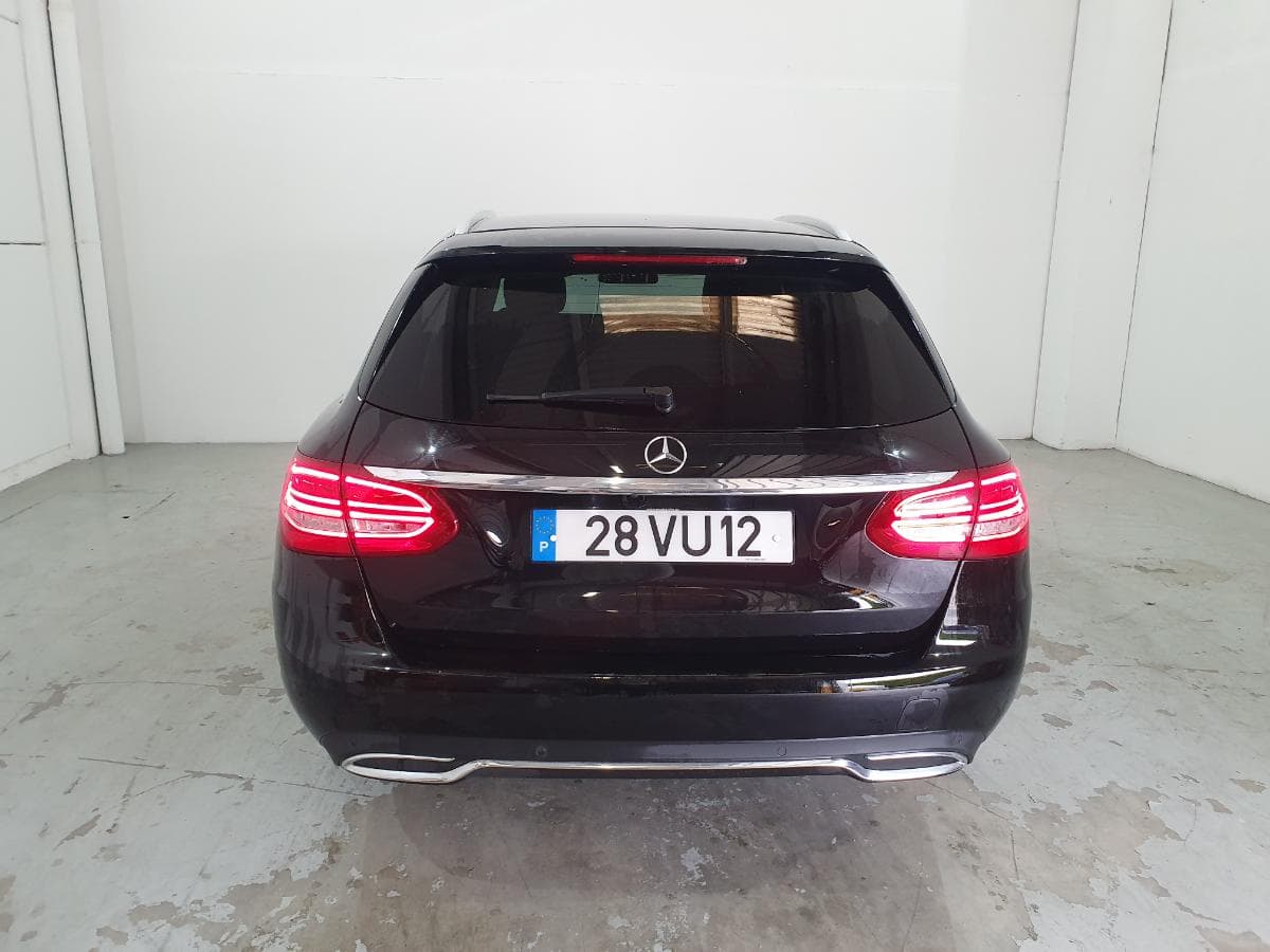 Mercedes-Benz C200 bluetec 1.6D · Ano 2015 — imagen 11