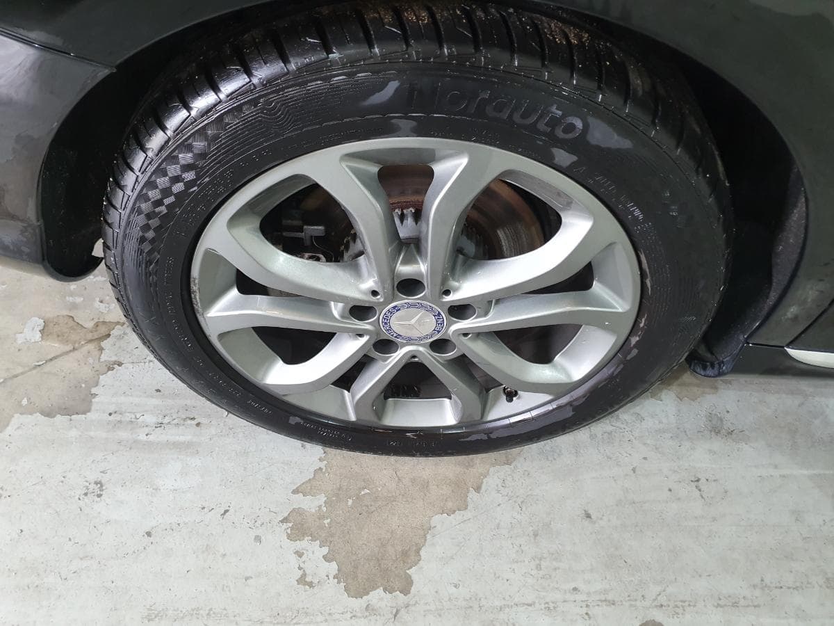 Mercedes-Benz C200 bluetec 1.6D · Ano 2015 — imagen 17
