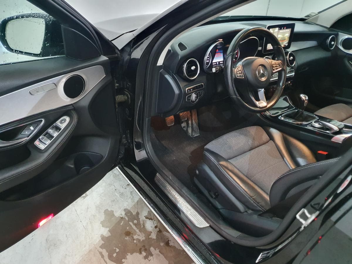Mercedes-Benz C200 bluetec 1.6D · Ano 2015 — imagen 21