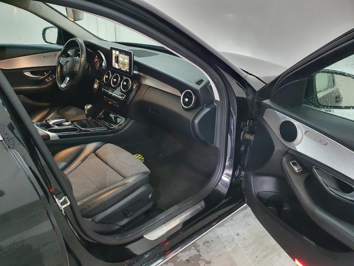Mercedes-Benz C200 bluetec 1.6D · Ano 2015 — imagen 24